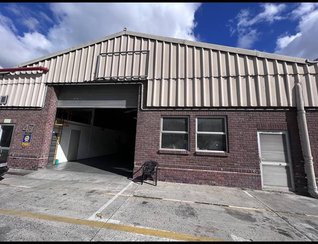 397M² INDUSTRIAL YARD TO LET IN BELLVILLE SOUTH